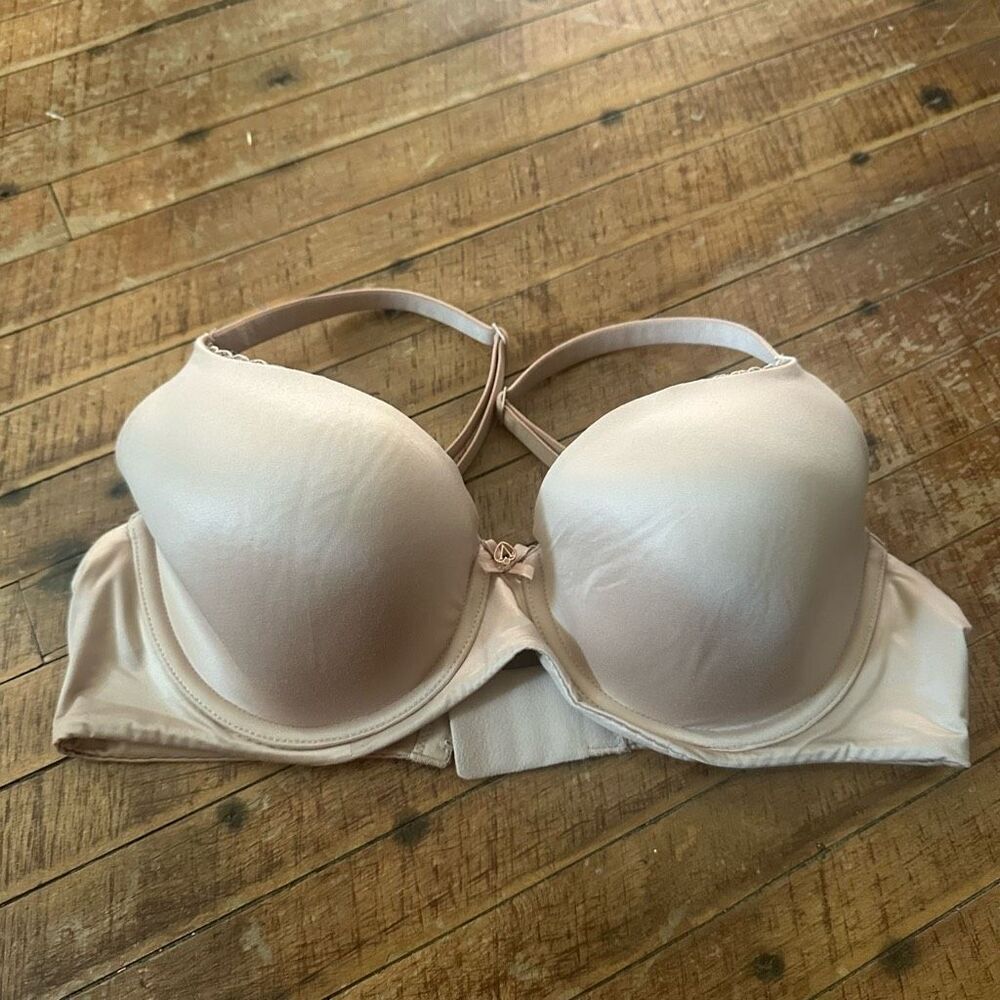 Victoria’s Secret nude lingerie lined Demi 34D bra